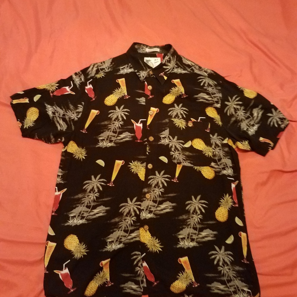 M.E. Sports Black Hawaiian Aloha shirt